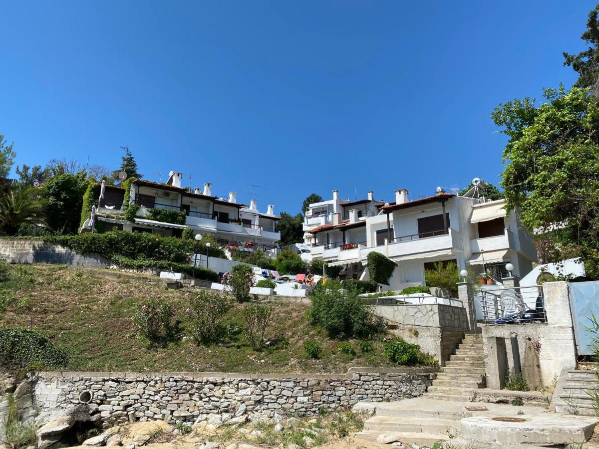 Irini Seaside Apartment PalaiónTsiflíkion エクステリア 写真