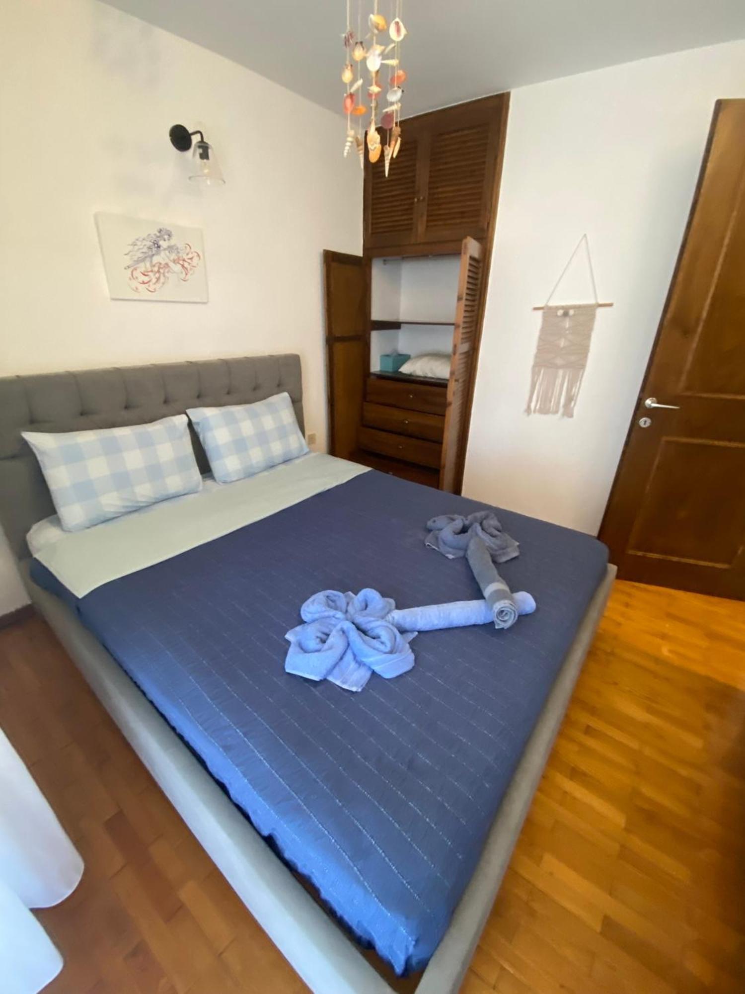 Irini Seaside Apartment PalaiónTsiflíkion エクステリア 写真